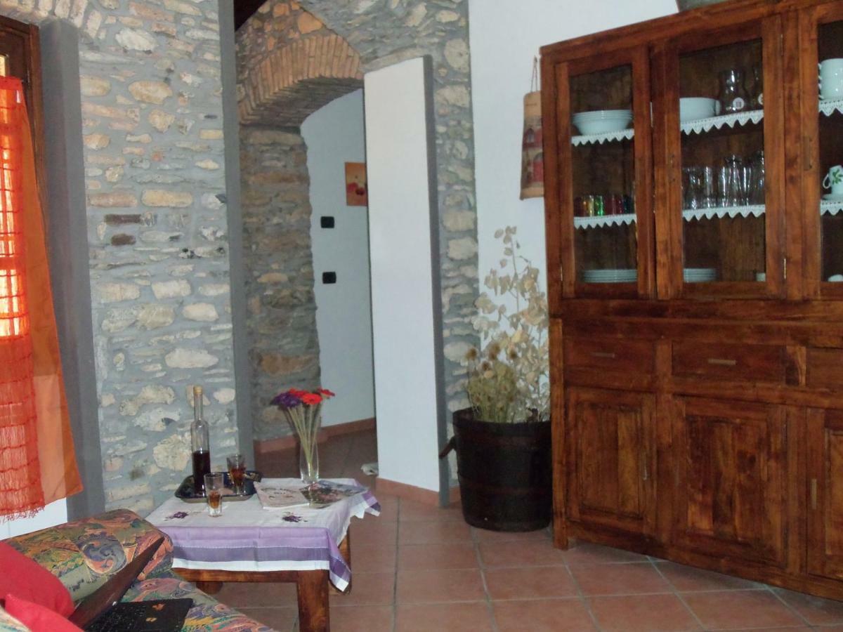 Agriturismo A Veggia Vigna Villa Garlenda Kültér fotó